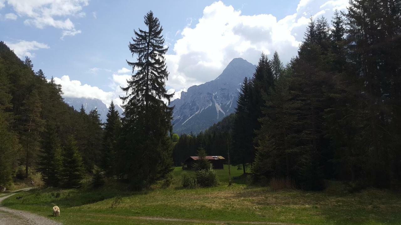 Haus Guem Apartamento Ehrwald Exterior foto
